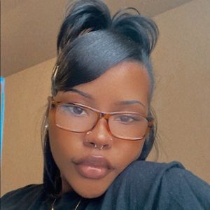 Meet your Posher, Asia